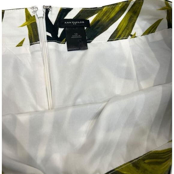Ann Taylor Women’s Tropical Palm Knee Length Pencil Skirt Size 10 Back Zip Lined - Picture 3 of 4